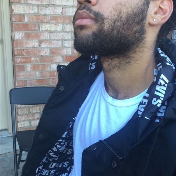 Limited edition Levi’s Fall season jacket ‼️🤘🏽😻 - Picture 6 of 7